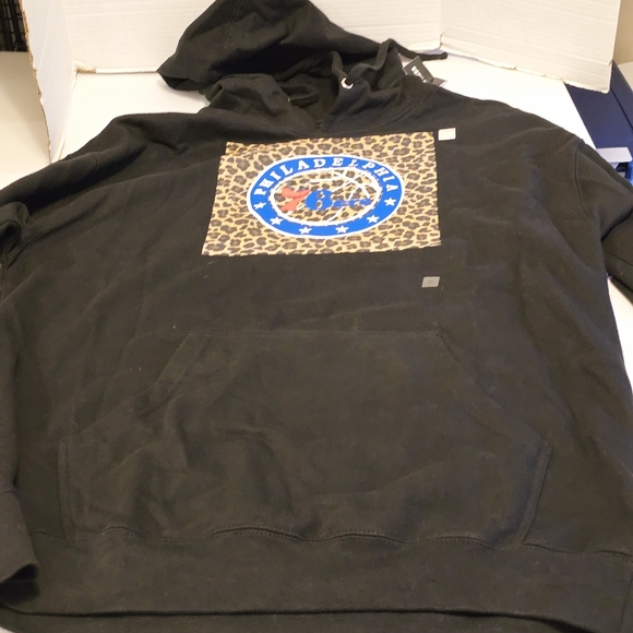 Express Men’s NBA Philadelphia 76ers Logo Hoodie Jacket Size XL New - Picture 11 of 16